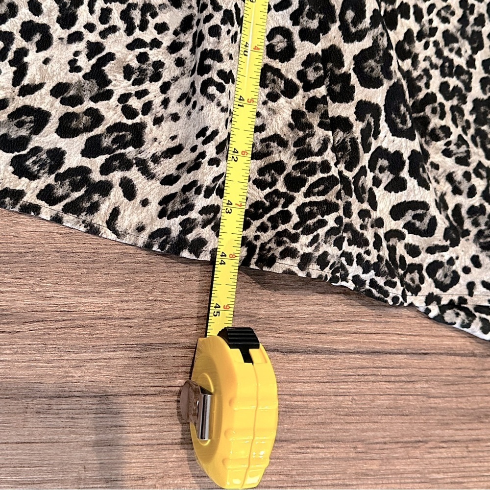 NWT! Banana Republic Asymmetric Hem Leopard Print Midi V-Neck Dress Size 6 - Picture 10 of 10